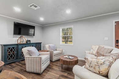 145 Pleasure Drive - Your Fully Furnished Lake Sam Rayburn - photo 16
