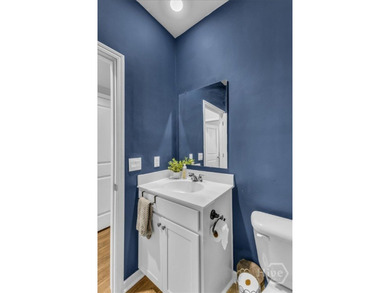 This 2-story, 5-bedroom, 3-bathroom beauty has laid all its - photo 24