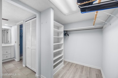**RENOVATED**FIRST FLOOR**GREAT LOCATION** This charming - photo 24