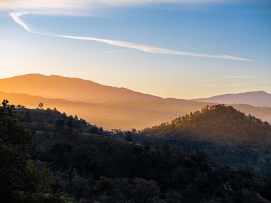 Located near Bear Valley Springs, the Black Oaks Ranch is a - photo 27
