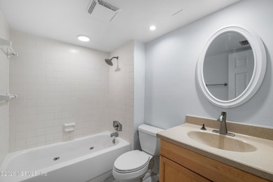 **RENOVATED**FIRST FLOOR**GREAT LOCATION** This charming - photo 30