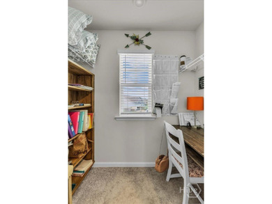 This 2-story, 5-bedroom, 3-bathroom beauty has laid all its - photo 32
