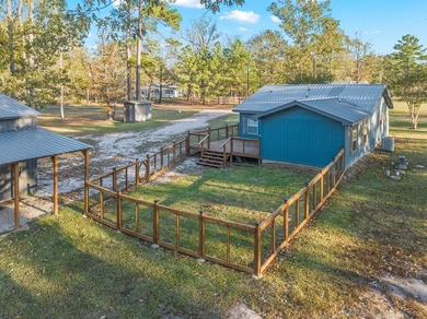 145 Pleasure Drive - Your Fully Furnished Lake Sam Rayburn - photo 36