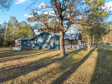 145 Pleasure Drive - Your Fully Furnished Lake Sam Rayburn - photo 37