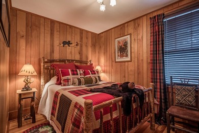 'Tojenka' is a rare Big Moose Lake estate offering an - photo 39
