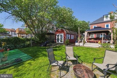 **WATERVIEW** Enjoy LIFE on the WATER here in this lovely 4 - photo 3