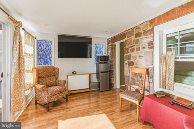 **WATERVIEW** Enjoy LIFE on the WATER here in this lovely 4 - photo 10