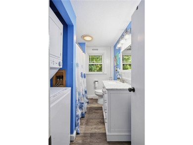 Charming cottage located in the desirable Plum Point Shores - photo 14