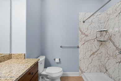 Welcome to Hamilton Village, where breathtaking panoramic views - photo 38