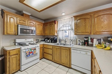 Welcome to this well-maintained and versatile property featuring - photo 3