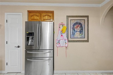 Welcome to this well-maintained and versatile property featuring - photo 4