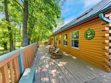 PRICE IMPROVEMENT! Welcome to your dream sanctuary, an inviting - photo 14