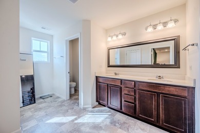 Meadow Ridge, beautiful townhomes in Aurora in school district - photo 15