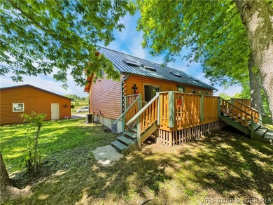 PRICE IMPROVEMENT! Welcome to your dream sanctuary, an inviting - photo 16