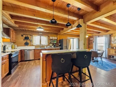 PRICE IMPROVEMENT! Welcome to your dream sanctuary, an inviting - photo 20