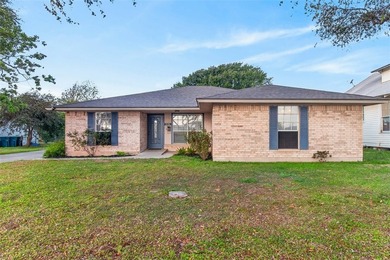 WELL CARED FOR all brick home on large tree shaded lot with new - photo 1