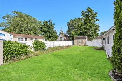 Welcome to 115 Dahlia Drive, a beautifully maintained 4-bedroom - photo 30