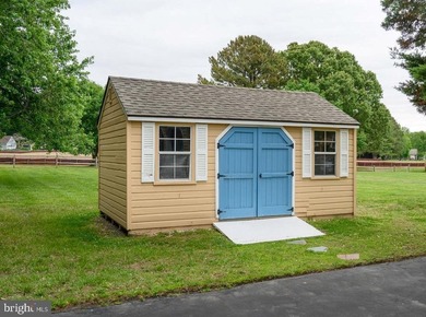 Much loved home sited on 1.03 acres offering sunset views over - photo 31