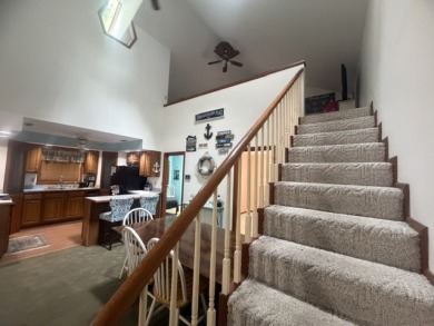 Big Views YEAR ROUND! 3/ 2 with unfinished basement. - photo 7