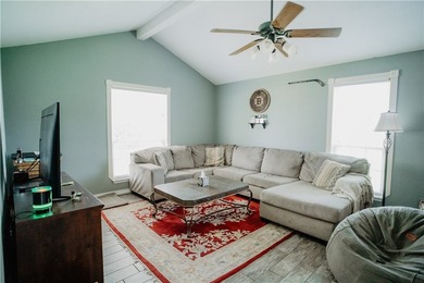 Country living meets modern efficiency at 6971 Buddy Ganem Drive - photo 12