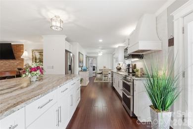 Welcome to this stunning all brick home in Hunters Creek Estates - photo 12