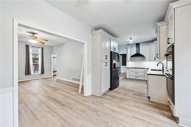 Chapel Hills presents this beautifully appointed traditional - photo 12