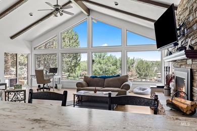 Welcome to this beautifully maintained home in the desirable - photo 19