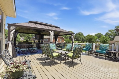 Welcome to this stunning all brick home in Hunters Creek Estates - photo 28