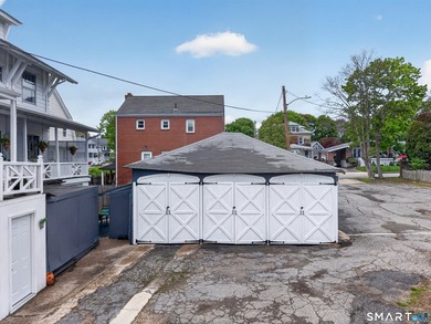 Located in the heart of New London's historic seaside district - photo 33