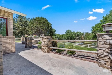 Welcome to this beautifully maintained home in the desirable - photo 44