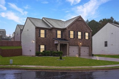 Welcome to effortless living in a serene Hampton neighborhood