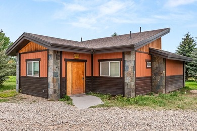Dutch John Resort presents a rare opportunity to acquire a - photo 4