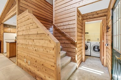 Nestled in the heart of Massanutten, this charming cabin offers - photo 30