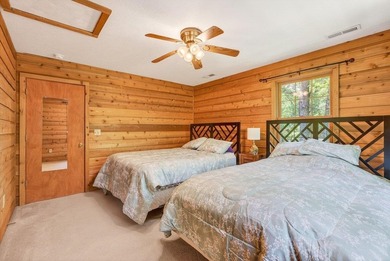 Nestled in the heart of Massanutten, this charming cabin offers - photo 32