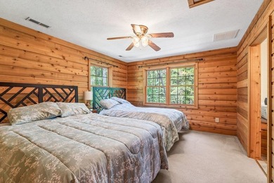 Nestled in the heart of Massanutten, this charming cabin offers - photo 33