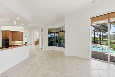 4 Bedrooms + Den - Southern Exposure - New Roof - Freshly - photo 33