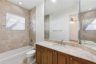 4 Bedrooms + Den - Southern Exposure - New Roof - Freshly - photo 35