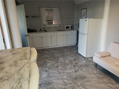 11%+ CAP RATE! FURNISHED TRIPLEX ON NORTH BEACH - INVESTOR - photo 8