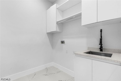 Welcome to your dream home in Cape Coral! This stunning single - photo 14