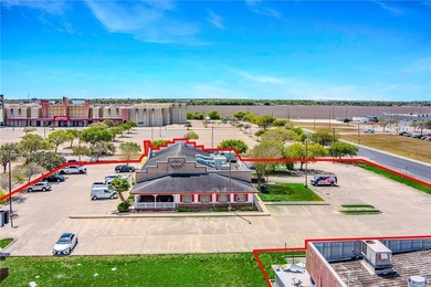 Capitalize on a rare, income-producing opportunity with this - photo 6