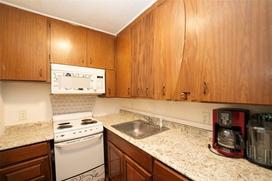 BUYER FELL THROUGH!!! THIS IS YOUR OPPORTUNITY!!! Charming - photo 17