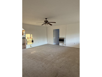 NEW PRICE!! CHECK THIS OUT...Discover effortless lake-area - photo 18