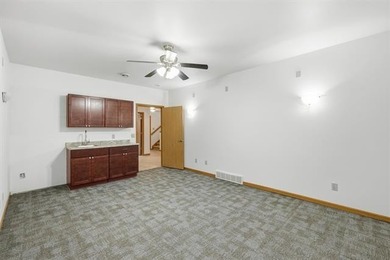 Hidden Treasure! This spacious master suite features a walk-in - photo 18