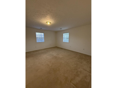 NEW PRICE!! CHECK THIS OUT...Discover effortless lake-area - photo 19