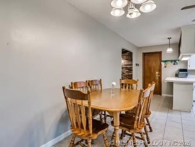 1 Mile from Belle Starr Marina! This 3-bedroom, 2-bath home - photo 24