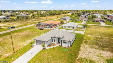 Welcome to your dream home in Cape Coral! This stunning single - photo 26