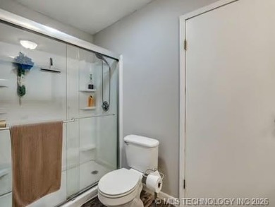 1 Mile from Belle Starr Marina! This 3-bedroom, 2-bath home - photo 28