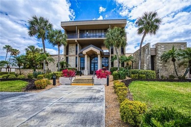 This is NEW construction! Completely remodeled interior - photo 30
