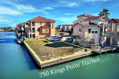 Exceptional fingertip lot located in the tranquil North Beach - photo 1