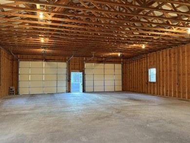 NEW PRICE!! CHECK THIS OUT...Discover effortless lake-area - photo 32